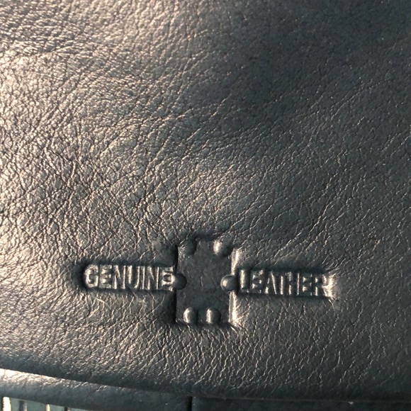 P&G Texas flag genuine leather red, cream, and blue crossbody with fringes. - Picture 5 of 16